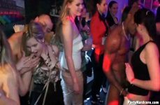 Comiendo la polla del boy